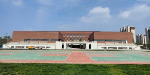 以青春之奋斗，为校园建设添彩